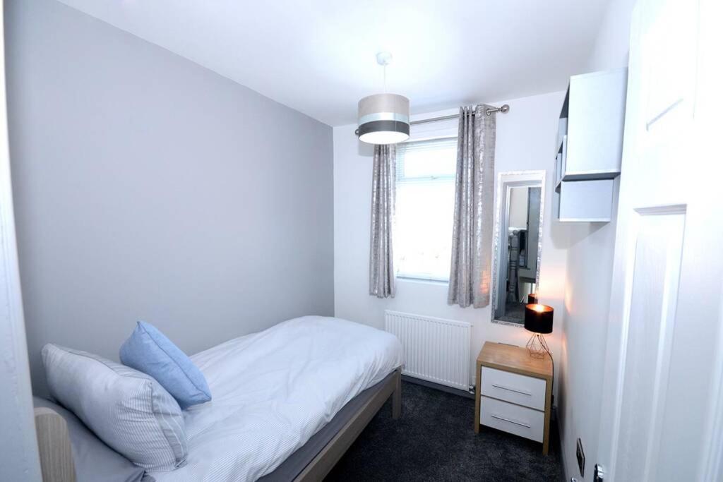הוילה Renovated House Near Darlington Train Station. מראה חיצוני תמונה